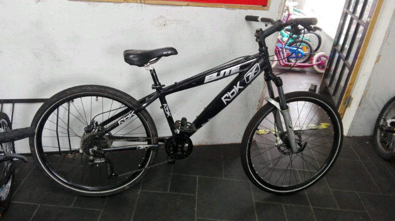 reebok bikes halfords